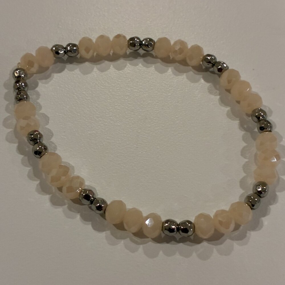 Pink, Silver, Clear Pearl Beads Set of Bracelets - Picture 7 of 10